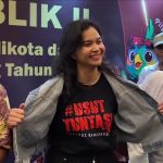 Komitmen Usut Tuntas Kanjuruhan, Cawawali No Urut 3 Ganis Kenakan Kaos Usut Tuntas Saat Debat Pilwali Malang