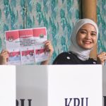 Ketua DPRD Kota Malang Nyoblos Bareng Keluarga di TPS 12 Sawojajar: Wujudkan Pemilu Damai dan Demokratis