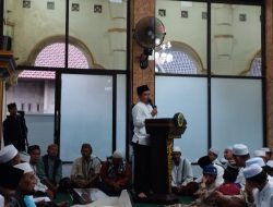 Syahdu! Ratusan Jamaah Ponpes Nurul Muttaqin Al Barokah Bersalawat dan Berbuka Puasa Bersama