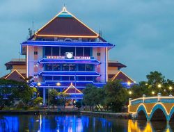 Dosen Unair Diduga Ditekan Usai Kritik Gelar Guru Besar Kajati Jatim