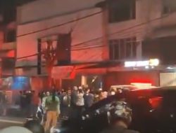 Ruko dan Gudang Santosa di Malang Dilalap Api