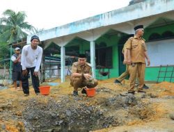 Bupati Lakukan Peletakan Batu Pertama Pembangunan Masjid Ulul Al-Bab