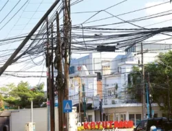 Kabel Semrawut di Kota Malang: Ancaman di Atas Kepala Warga