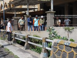 Jembatan Sonokembang Ambrol, Wali Kota Malang Turun Langsung ke Lokasi
