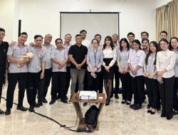 Tingkatkan Layanan Prima, favehotel S Parman Latih First Aid Karyawan