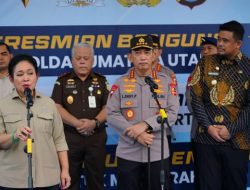Ketua Komisi IV DPR Apresiasi Polri Lepas 22 Kontainer Bantuan Bencana Sumatra