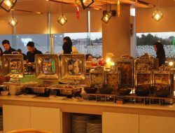 HARRIS Hotel Solo Hadirkan Konsep Bukber Mewah Dan Unik ‘Ala Raja’, di Solo.