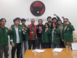 Soetarto Terima Kunjungan Mahasiswa USU, Bahas Peran PDI Perjuangan Sumut