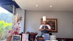 Aston Mojokerto Angkat Lontong Kupang Jadi Menu Sarapan Andalan