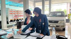 Kelompok 4 PKM FH UB Turun Tangan Layani Administrasi Kependudukan Warga Palaan