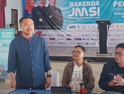 Meski Bersahabat, Farianda Sebut Siap Hadapi Rianto di Konferensi PWI Sumut