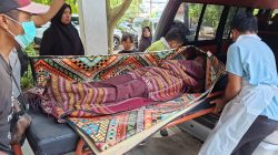 Remaja 17 Tahun Tewas Tersengat Listrik Saat Mengegrek Sawit di Kebun Marihat