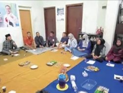 Donny Victorius Gelar Reses Lesehan, Warga Blimbing Sampaikan Aspirasi Tanpa Sekat