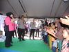 Polda NTT Berikan Trauma Healing dan Bantuan bagi Pengungsi Gempa di Maumere