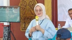 Tantri Bararoh Soroti Ancaman Baru Demokrasi: Buzzer, Hoaks, dan Serangan Pribadi